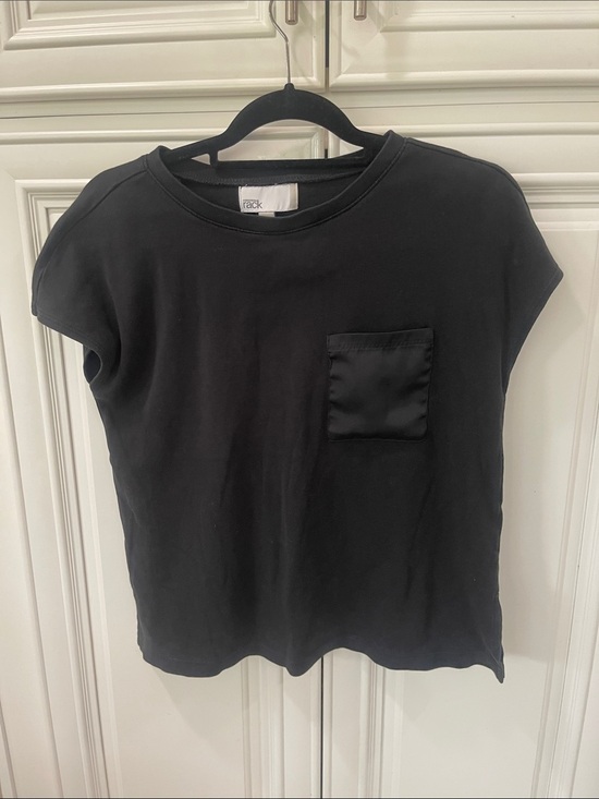 Nordstrom Rack Tops - Nordstrom Rack Black Short Sleeve Crew neck Tee T-shirt Small 100% cotton pocket